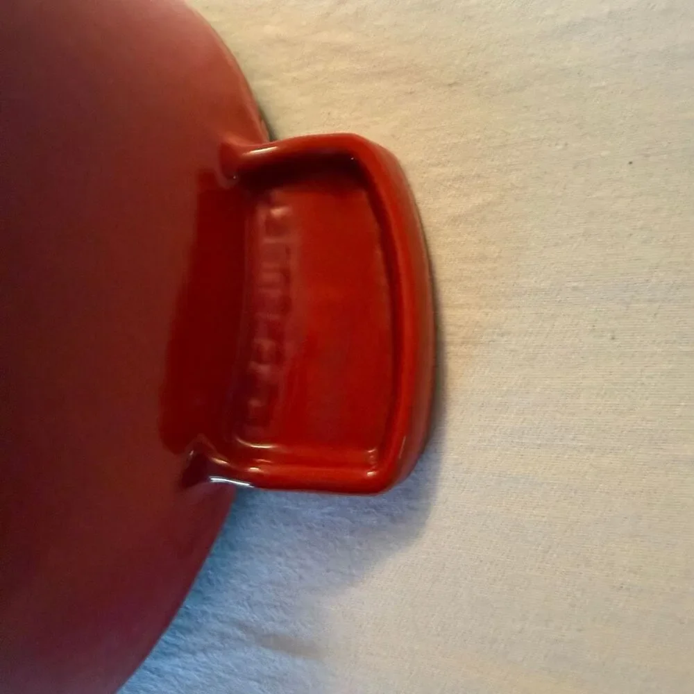 Le Creuset | Heart Shaped 2L | Cast Iron |Cocotte Dutch Oven Cerise | Red France